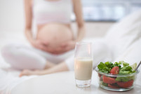 ปริมาณพลังงานและสารอาหารที่หญิงตั้งครรภ์ควรได้รับ