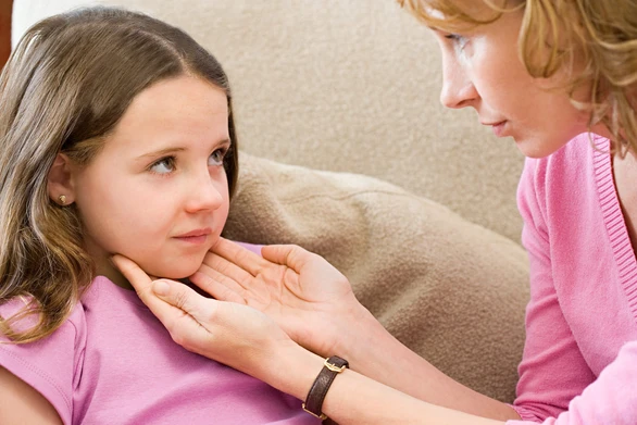 Mononucleosis - สาเหตุ อาการ การรักษา ป้องกัน
