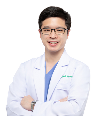 Dr Duang เฉพาะทางลำไส้ใหญ่และทวารหนัก ผู้บุกเบิกการรักษาริดสีดวง แบบไม่ต้องผ่าตัด RFA