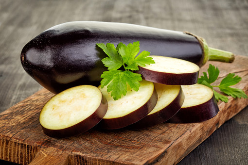 มะเขือม่วง (Eggplant)