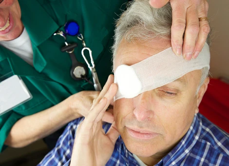 10 อันตรายที่มักเกิดกับดวงตาและการปฐมพยาบาล