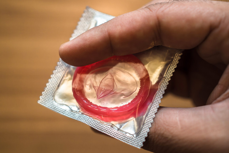 pin-on-delay-condom