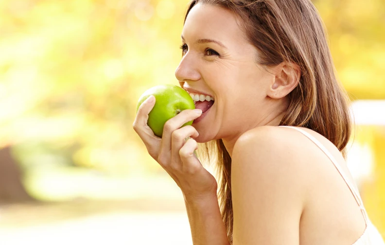 การกินแอปเปิลทั้งเปลือก ช่วยรักษาโรคท้องร่วงได้