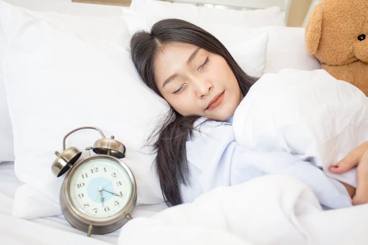 การแก้ปัญหานอนไม่หลับด้วย 14 วิธีที่ทำให้นอนหลับสนิท