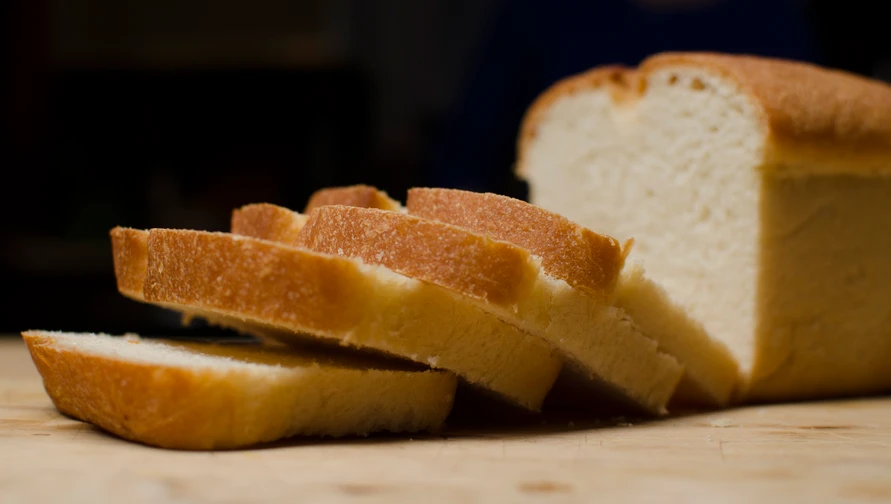 ขอบขนมปังมีประโยชน์ อย่าตัดทิ้ง