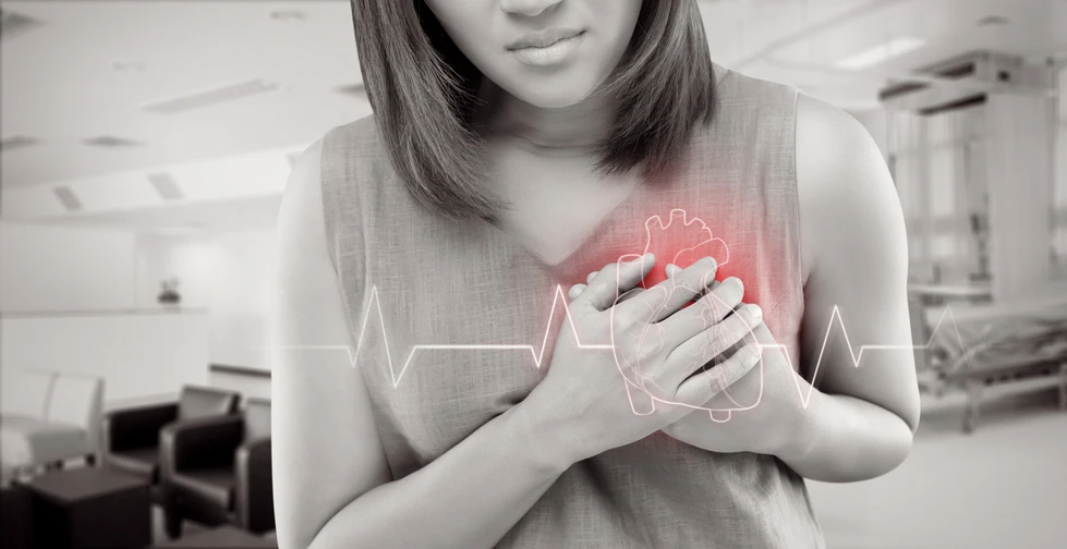อาการของโรคหัวใจขาดเลือดในผู้หญิง