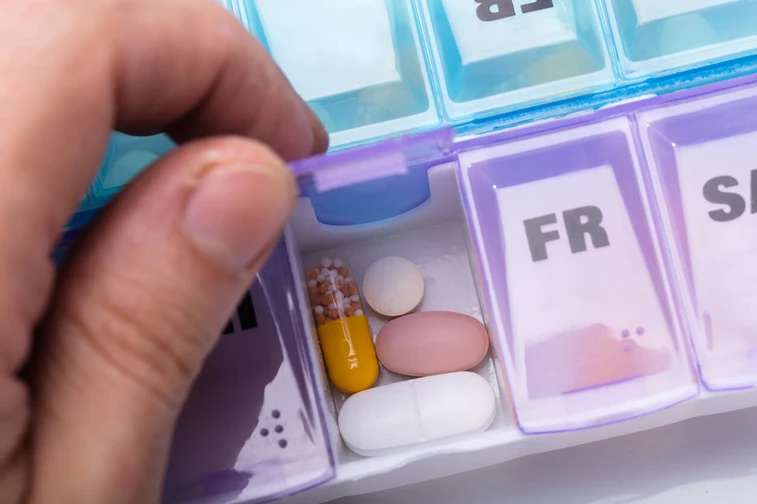 กล่องใส่ยาช่วยลดอันตรายของการลืมกินยาได้อย่างไร อันตรายของการลืมกินยาหรือกินยาไม่ถูกเวลา