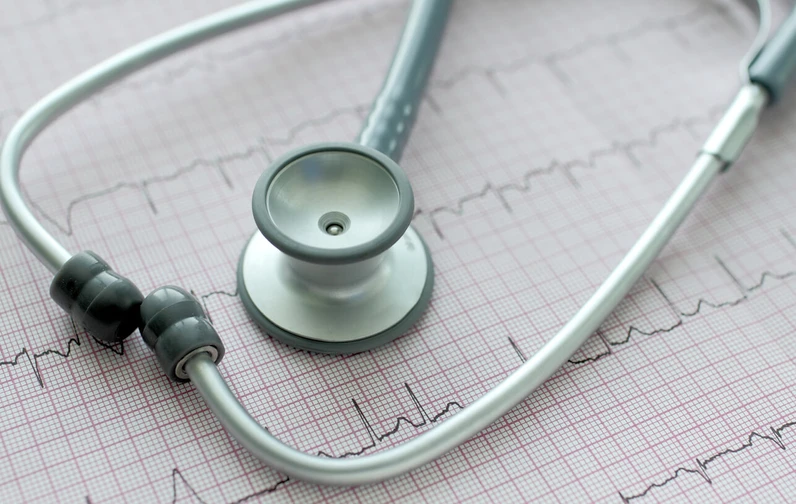 คลื่นไฟฟ้าหัวใจผิดปกติคืออะไร?